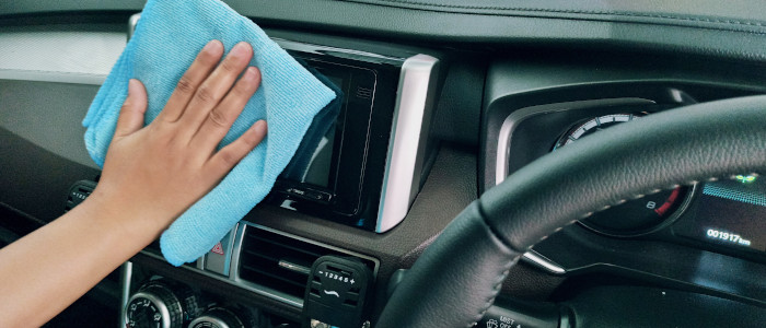 Interieur wird geputzt