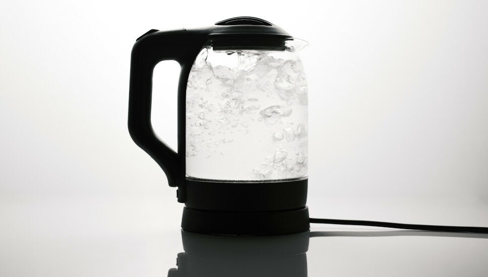 sprudelnder Wasserkocher